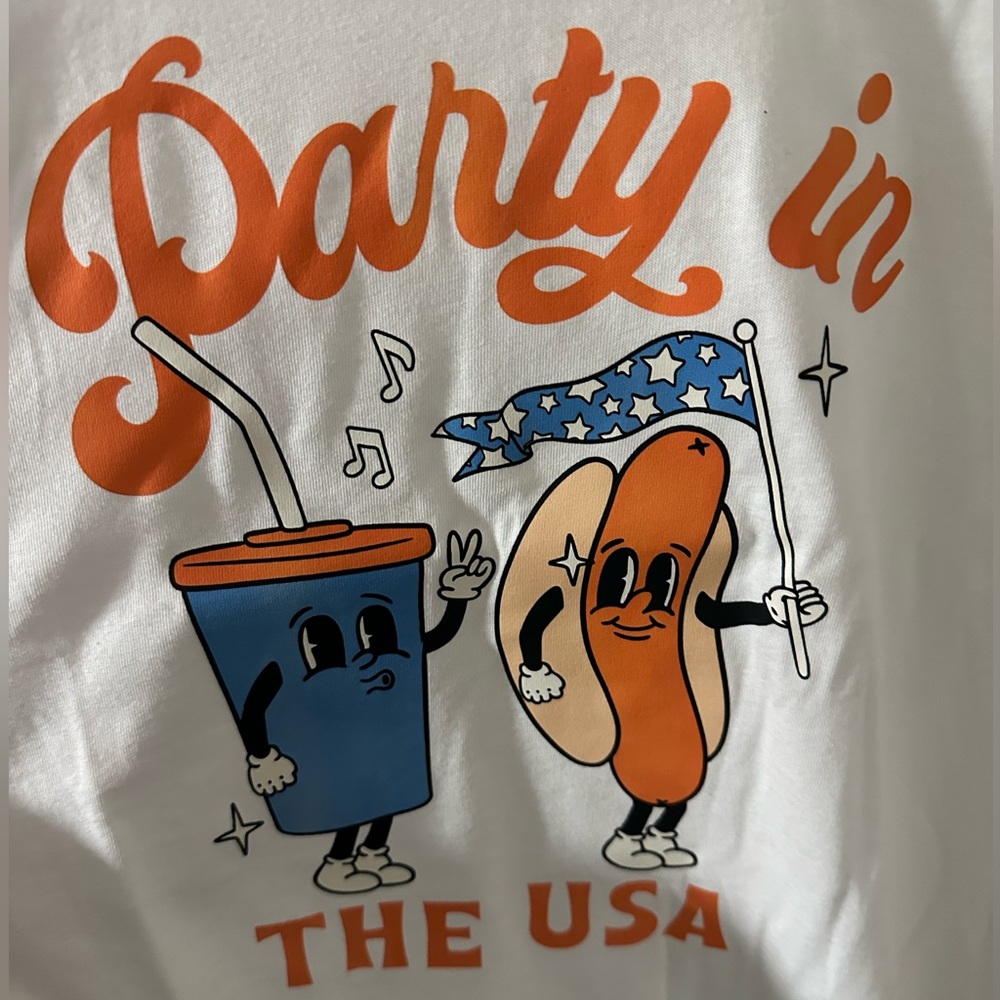 White Graphic T-Shirt - Party in the USA